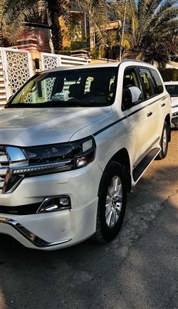 تويوتا لاندكروزر